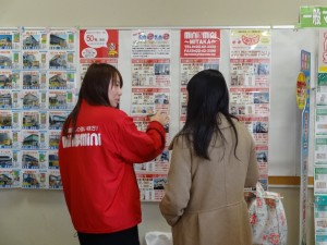 ブースでは大学周辺を熟知したスタッフが常駐しております
