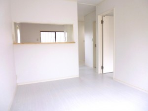 お洒落なカウンターキッチンを設置