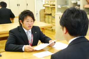 ミニミニ京王八王子店　菅波社員