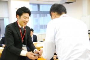 ミニミニ国分寺店　朝田社員