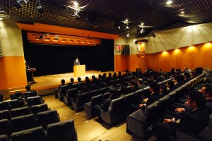 営業部　粕谷部長